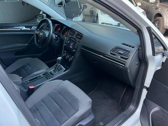 VOLKSWAGEN GOLF 1.4 TSI HIGHLINE 16V GASOLINA 4P AUTOMÁTICO VOLKSWAGEN GOLF 1.4 TSI HIGHLINE 16V GASOLINA 4P AUTOMÁTICO